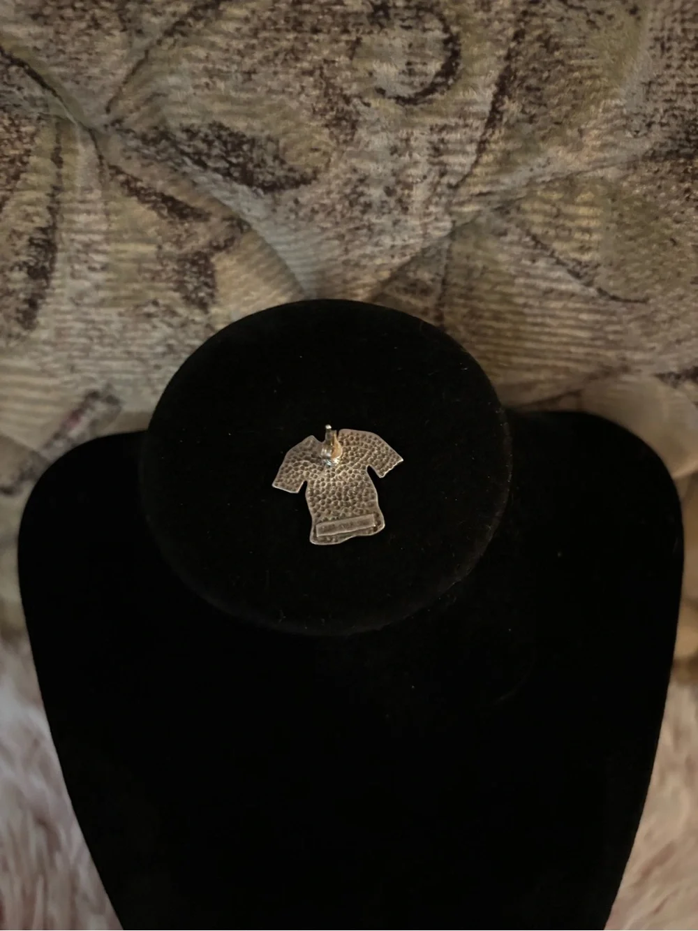 925 Sterling Silver Vintage T-Shirt Charm Brooch